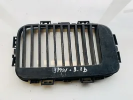 BMW 3 E36 Atrapa chłodnicy / Grill 51138151547