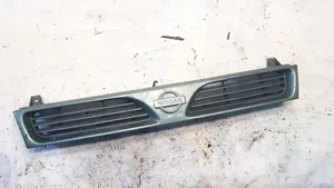 Nissan Sunny Atrapa chłodnicy / Grill 6231073c00