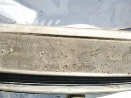 Mazda 121 Zderzak przedni pilkas