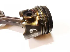 Hyundai Elantra Piston avec bielle 