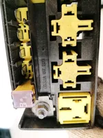 KIA Sorento Set scatola dei fusibili 0k53a67bx1