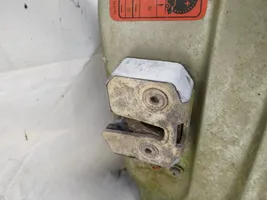 Volvo 740 Front door lock 