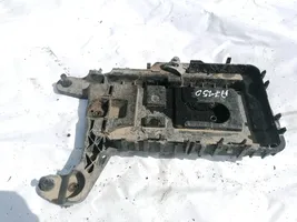 Volkswagen Golf VI Vassoio scatola della batteria 1K0915333