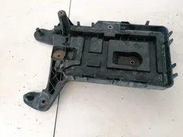 Volkswagen Jetta VI Vassoio scatola della batteria 1k0915333