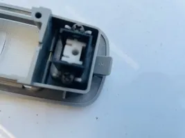 Mazda Xedos 9 Lampka podsufitki tylna 