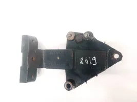 Chevrolet Captiva Engine mounting bracket 92067381