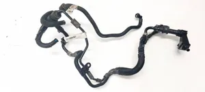 Toyota Avensis T270 Tuyau d'alimentation conduite de carburant 1353346567401