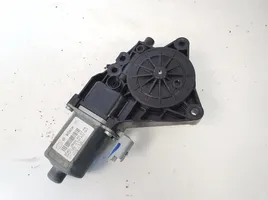 Hyundai i30 Front door window regulator motor 824602r000