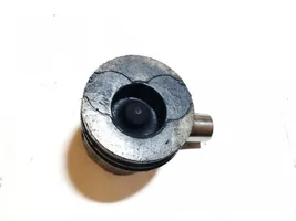 Volvo S40, V40 Piston 