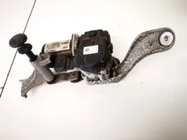 Opel Zafira C Wiper motor w000027365