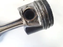 Volkswagen PASSAT B6 Piston with connecting rod 038j