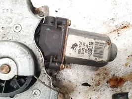 Nissan Almera N16 Priekinis varikliukas langų pakėlėjo 400601t6