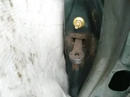 Mazda 626 Ogranicznik drzwi 