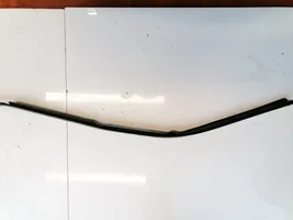 Saab 900 Облицовка стекла задней двери 4322517