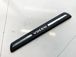 Volvo V50 Garniture marche-pieds avant 08622671
