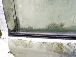 Ford Scorpio Rivestimento modanatura del vetro della portiera posteriore 