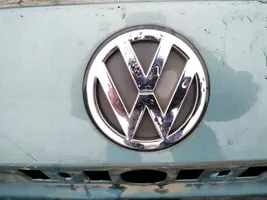 Volkswagen PASSAT B5 Gamintojo ženkliukas 