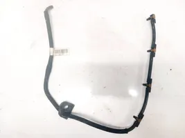 Toyota Avensis T270 Tuyau d'alimentation conduite de carburant 858345801