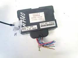 Toyota RAV 4 (XA20) Boîtier module alarme 0819012930