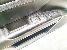 Hyundai Sonata Elektrisko logu slēdzis 