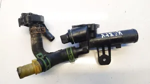 Nissan Qashqai Tuyau de liquide de refroidissement moteur 558751