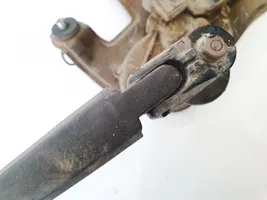 Toyota Corolla Verso AR10 Rear wiper blade arm 