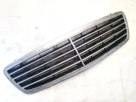 Mercedes-Benz C W203 Front grill a2038800183