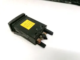 Audi A4 S4 B5 8D Botón interruptor de luz de peligro 8D0941509C