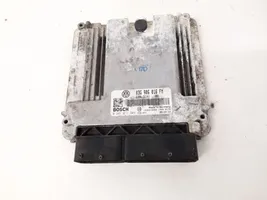 Volkswagen Jetta V Calculateur moteur ECU 0281011903