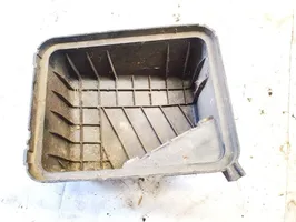 Renault Megane I Air filter box 