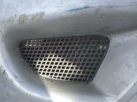 Mercedes-Benz Vaneo W414 Etupuskurin alempi jäähdytinsäleikkö 