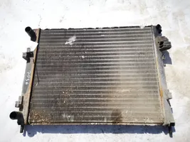 Renault Trafic II (X83) Coolant radiator 8200073817