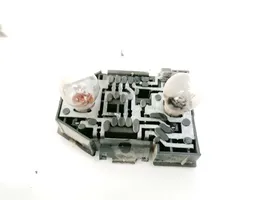 Volkswagen PASSAT B3 Wkład lampy tylnej 333945257