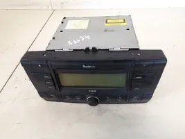 Skoda Octavia Mk2 (1Z) Radio / CD/DVD atskaņotājs / navigācija 1z0035161a