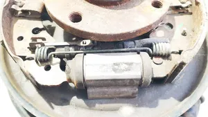 Fiat Punto (188) Klocki hamulcowe hamulca ręcznego / postojowego 