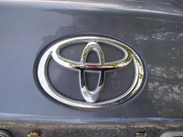 Toyota Avensis T250 Значок производителя 