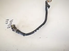 Audi A4 S4 B5 8D Cable positivo (batería) 