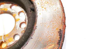 Volkswagen PASSAT B6 Front brake disc ventiliuojamas