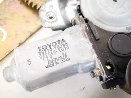 Toyota Corolla Verso E121 Galinis varikliukas langų pakėlėjo 8571020380