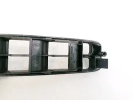 Nissan Primera Priekinių langų jungtuko apdaila 80960BA100