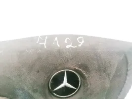 Mercedes-Benz W123 Kita salono detalė 