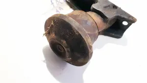 Volkswagen PASSAT B2 Dzinēja spilvens 823199339a