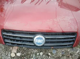 Fiat Punto (188) Griglia anteriore 