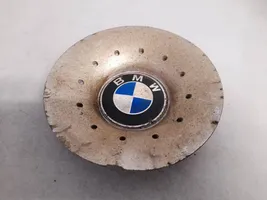 BMW 5 E39 Gamyklinis rato centrinės skylės dangtelis (-iai) 36131092327