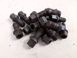 Volvo V50 Nuts/bolts 