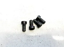 Opel Zafira B Nuts/bolts 