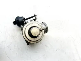 Opel Vectra B EGR valve 038123637b