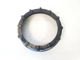 Volkswagen PASSAT B5.5 Anello/dado di bloccaggio della vite della pompa del carburante nel serbatoio 321201375A