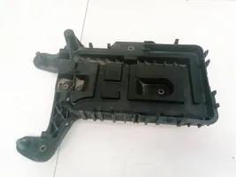 Volkswagen PASSAT B6 Battery box tray 1K0915333C