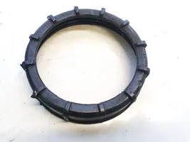 Mercedes-Benz C W203 Bague de verrouillage pour réservoir de carburant 1250759